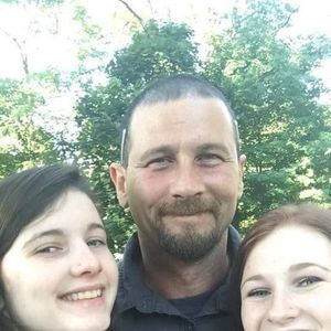 Meet your Posher, Raymond